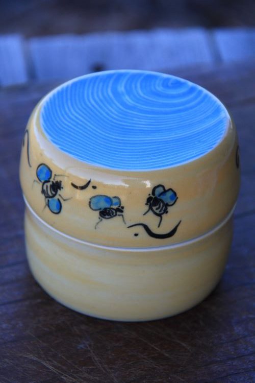 Bee Box - Yellow