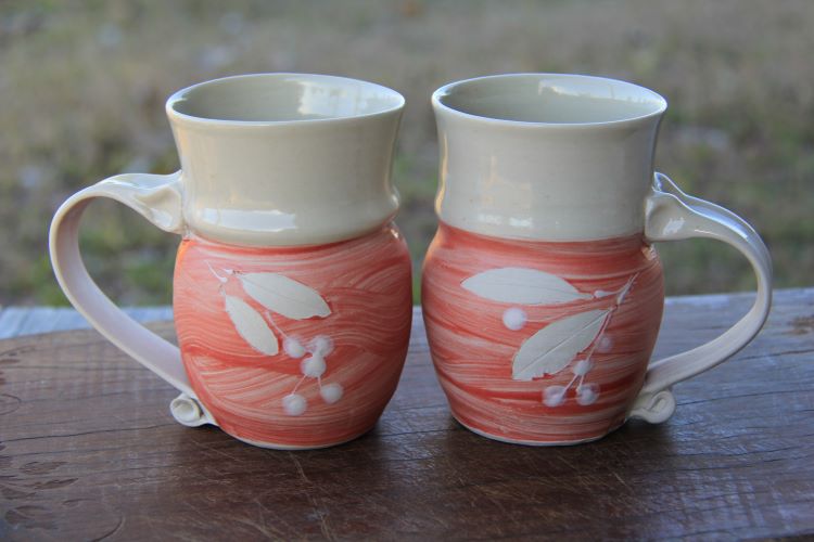 Lilly Pilly Red - Mugs Pair